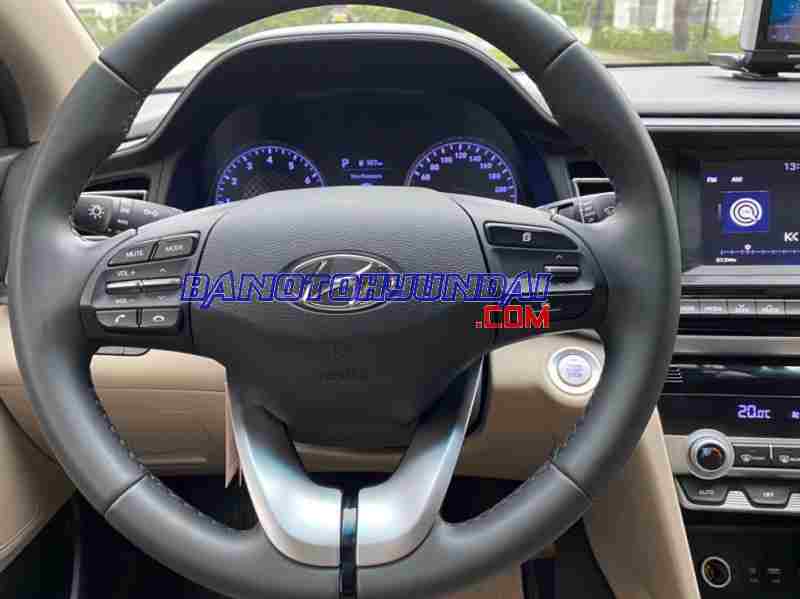 Cần bán xe Hyundai Elantra 1.6 AT năm 2021 màu Đỏ cực đẹp
