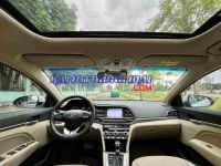 Cần bán xe Hyundai Elantra 2.0 AT màu Trắng 2021