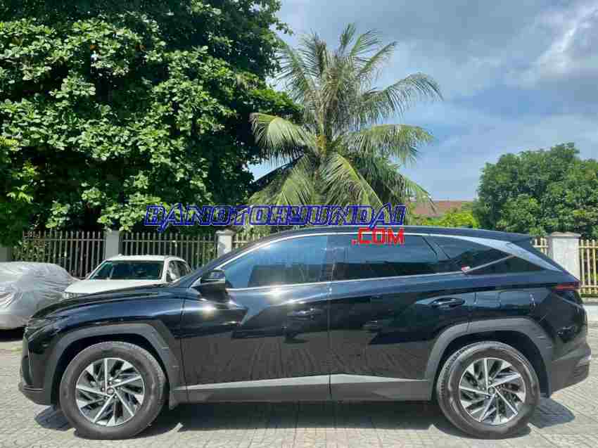 Cần bán gấp xe Hyundai Tucson 2.0 AT CRDi Đặc biệt năm 2022, màu Đen, Số tự động