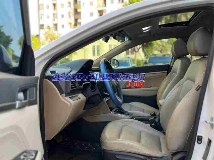 Hyundai Elantra 1.6 AT 2019 giá cực tốt