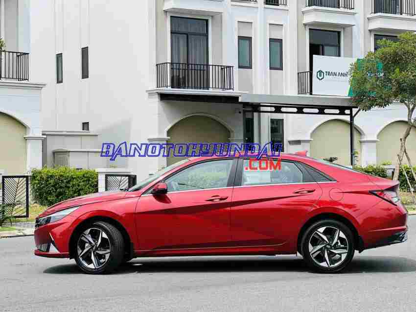 Bán xe Hyundai Elantra 2.0 AT Cao cấp 2024 giá kịch sàn