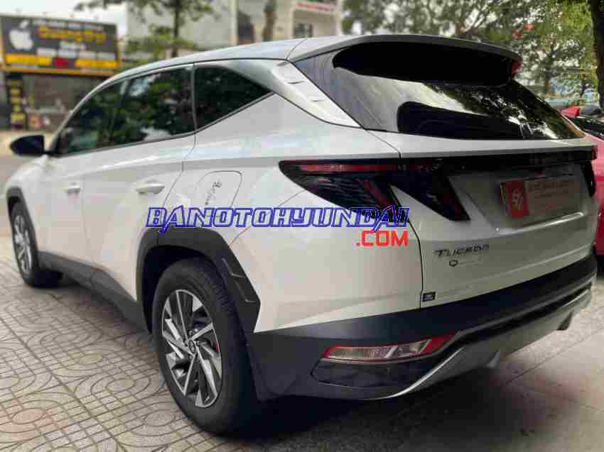 Cần bán gấp Hyundai Tucson 2.0 AT CRDi Đặc biệt đời 2022, màu Trắng