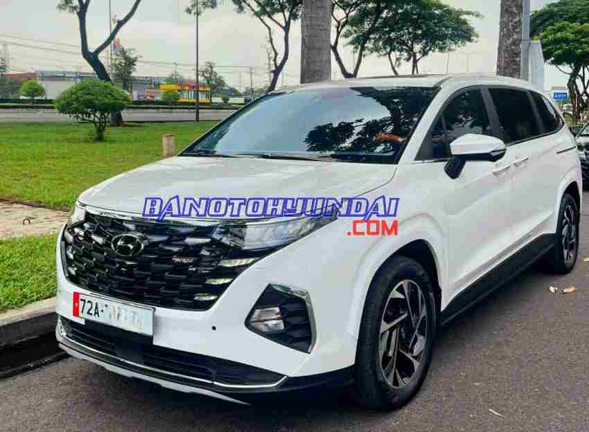 Cần bán Hyundai Custin Cao Cấp 2.0T đời 2023