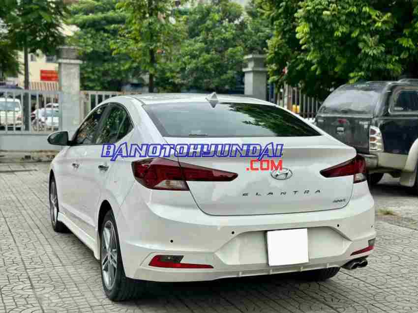 Cần bán Hyundai Elantra Sport 1.6 AT 2020 - Số tự động