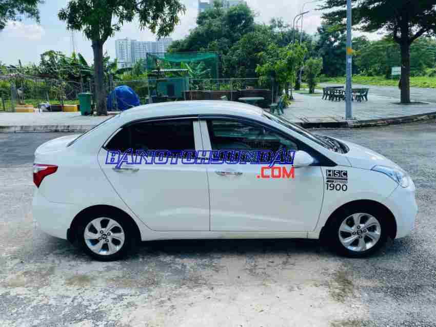 Cần bán gấp Hyundai i10 Grand 1.2 MT đời 2020, màu Trắng