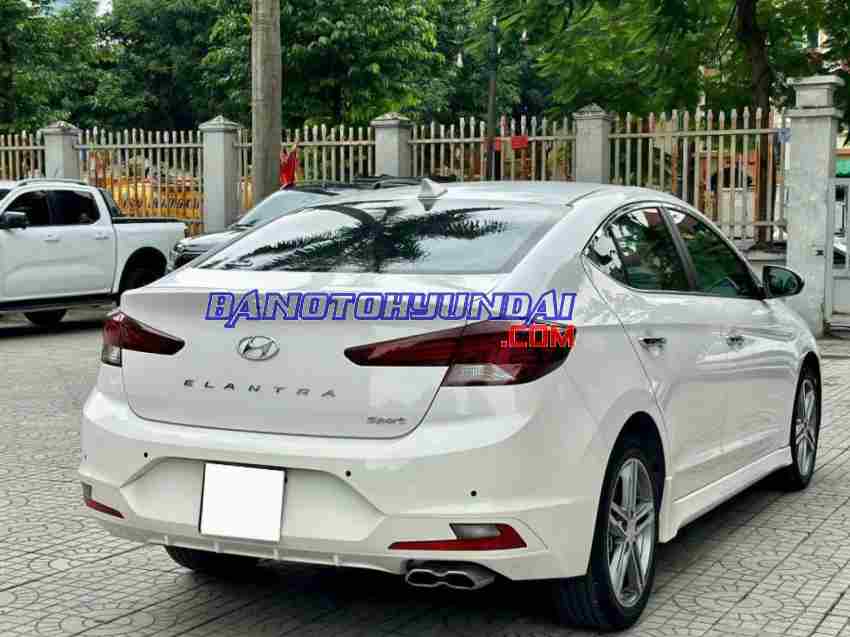 Hyundai Elantra Sport 1.6 AT 2020, xe đẹp, hết ý