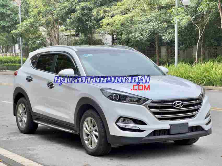 Cần bán gấp Hyundai Tucson 2.0 AT đời 2018, màu Trắng