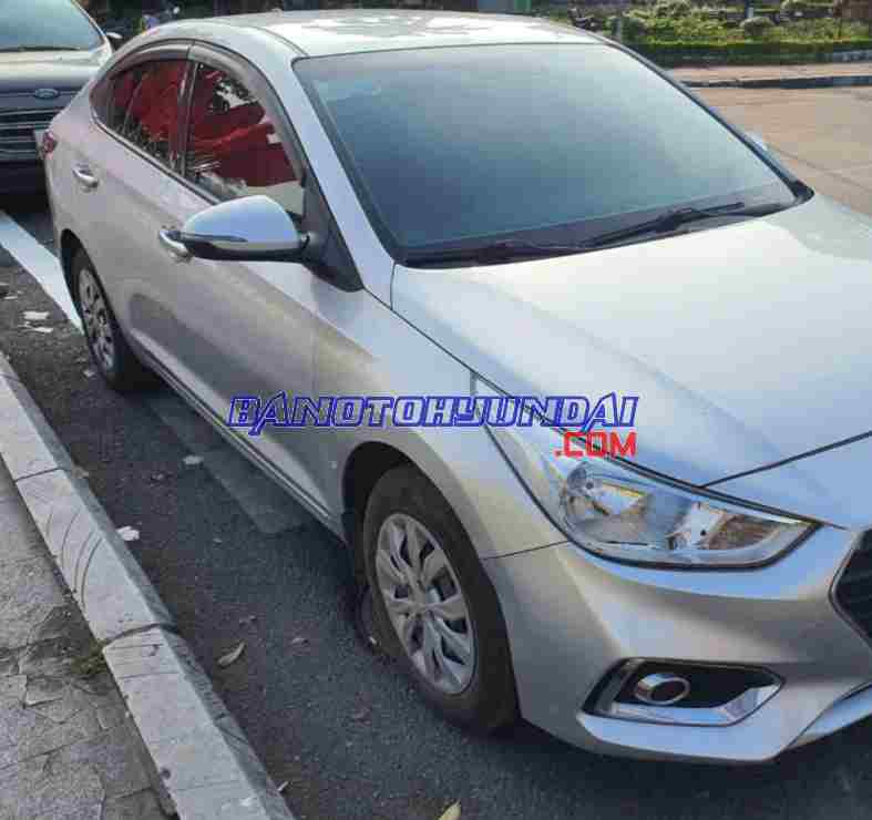 Cần bán Hyundai Accent 1.4 MT Base 2018, xe đẹp giá rẻ bất ngờ