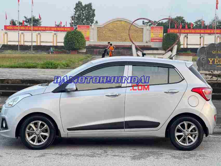 Cần bán xe Hyundai i10 Grand 1.0 AT 2014 Số tự động màu Bạc