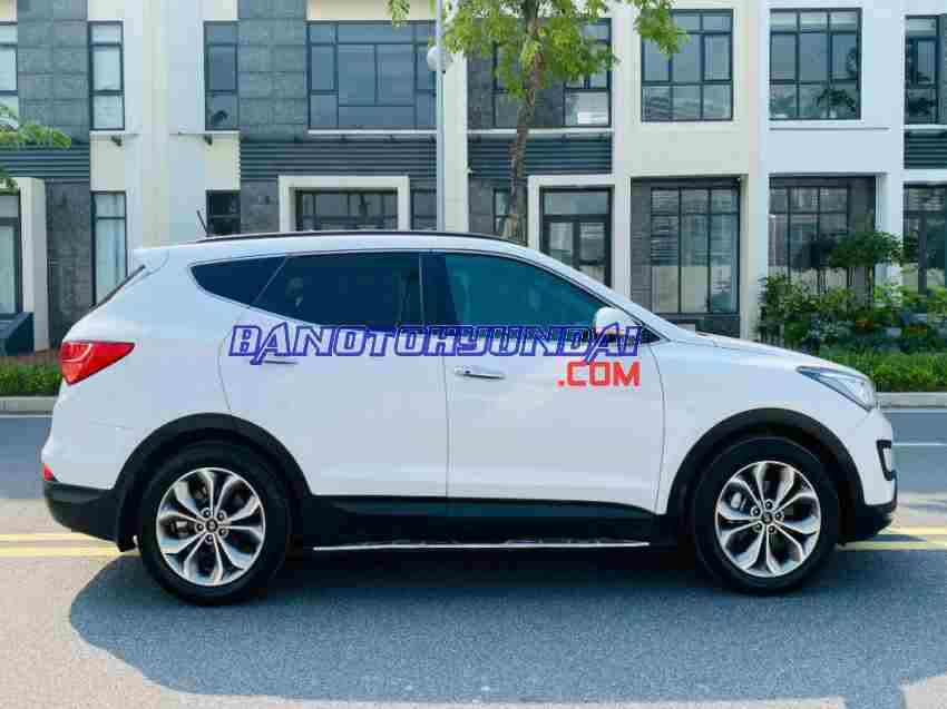 Cần bán xe Hyundai SantaFe 2.4L 4WD 2015 Số tự động màu Trắng