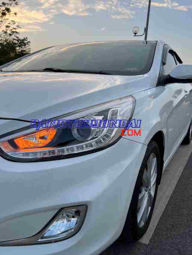 Cần bán xe Hyundai Accent 1.4 AT 2015, xe đẹp