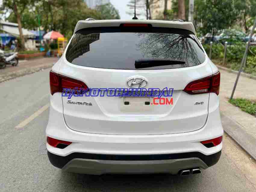 Cần bán gấp Hyundai SantaFe 2.4L 4WD năm 2017 giá cực tốt