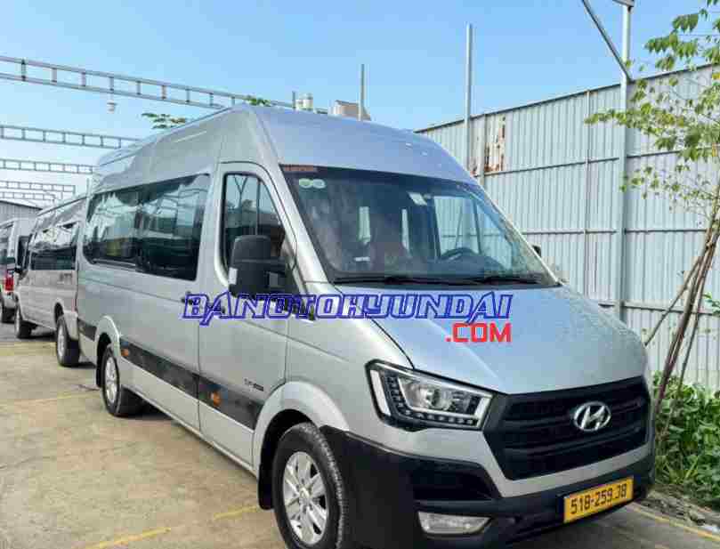 Bán Hyundai Solati H350 2.5 MT 2017 - Bạc