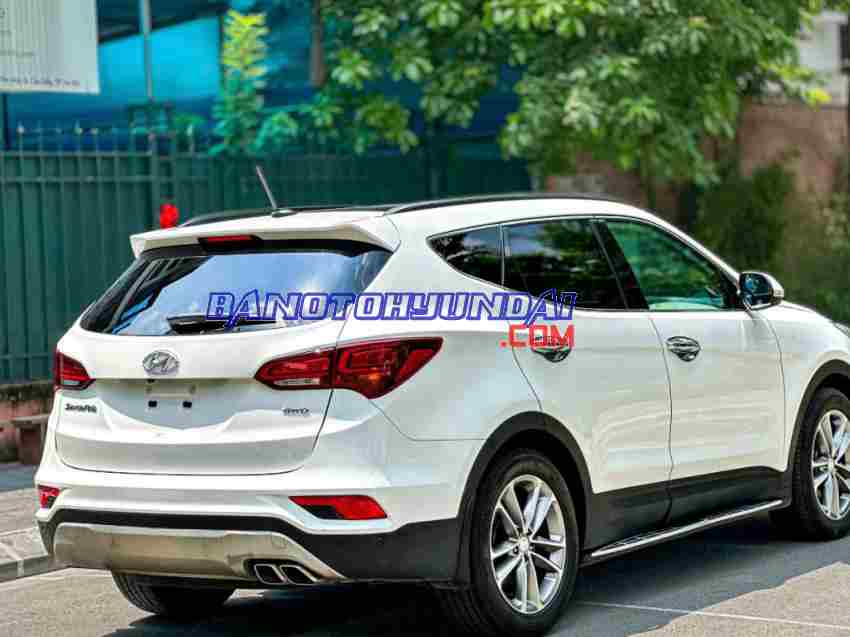 Xe Hyundai SantaFe 2.4L 4WD đời 2016 đẹp bán gấp