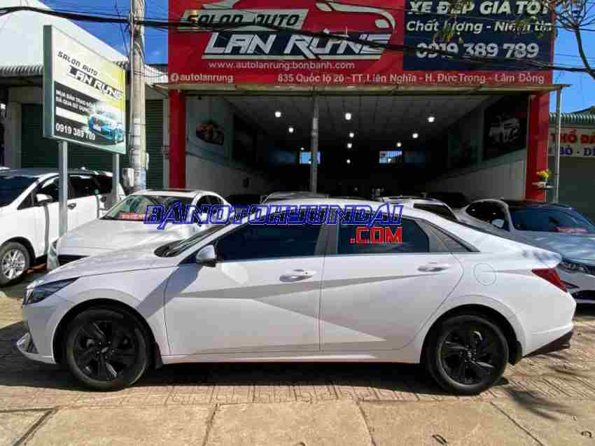 Hyundai Elantra 1.6 AT Đặc biệt 2023 Số tự động cực đẹp!