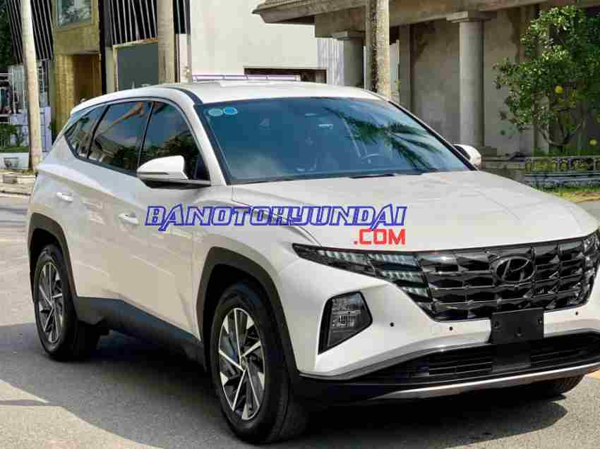 Cần bán gấp xe Hyundai Tucson 2.0 AT CRDi Đặc biệt năm 2023, màu Trắng, Số tự động