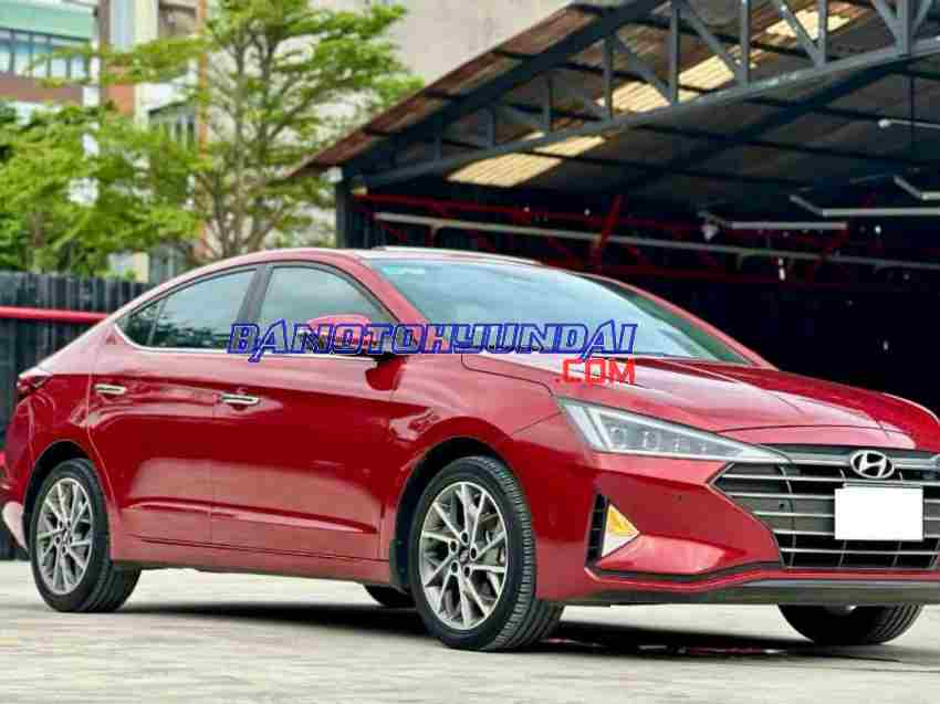 Cần bán gấp xe Hyundai Elantra 2.0 AT năm 2021, màu Đỏ, Số tự động