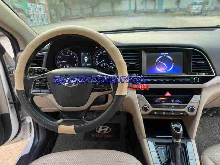 Cần bán xe Hyundai Elantra 1.6 AT sx 2018