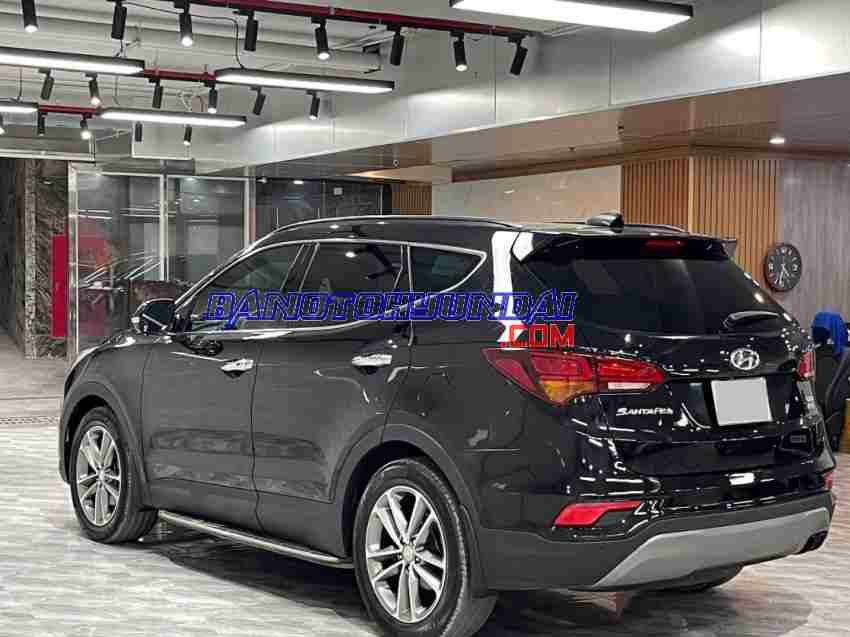 Cần bán xe Hyundai SantaFe 2.2L 4WD màu Đen 2016