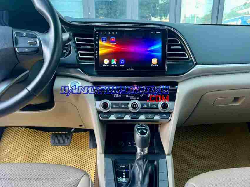 Cần bán Hyundai Elantra 1.6 AT Máy xăng 2020 màu Trắng