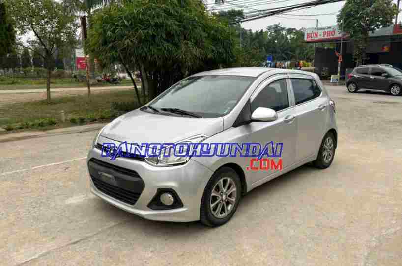 Cần bán gấp xe Hyundai i10 Grand 1.0 MT năm 2014, màu Bạc, Số tay