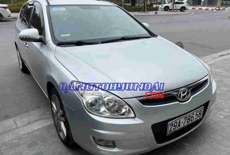 Hyundai i30 CW 1.6 AT model 2009 xe chuẩn hết ý