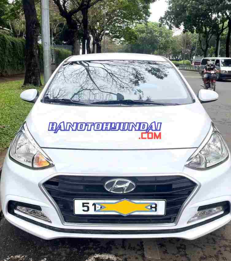 Cần bán gấp Hyundai i10 Grand 1.2 MT Base 2021 - Xe đẹp - Giá tốt