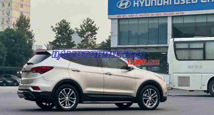 Cần bán gấp xe Hyundai SantaFe 2.4L 4WD năm 2018, màu Ghi, Số tự động