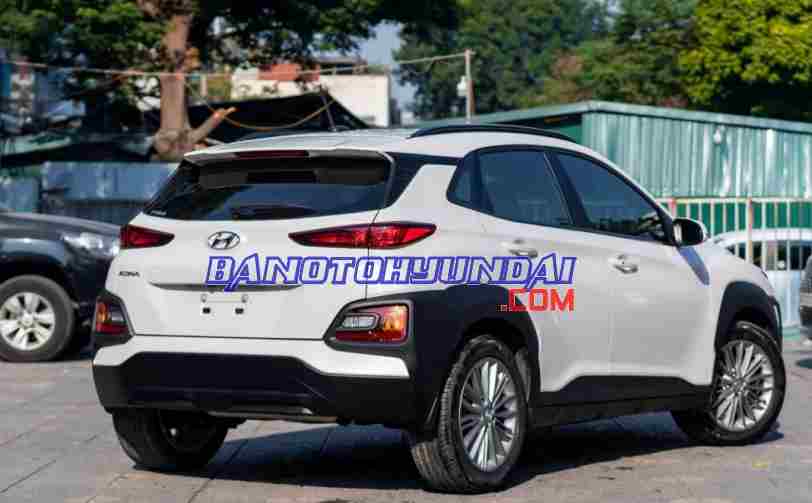 Cần bán gấp Hyundai Kona 2.0 AT đời 2021, màu Trắng