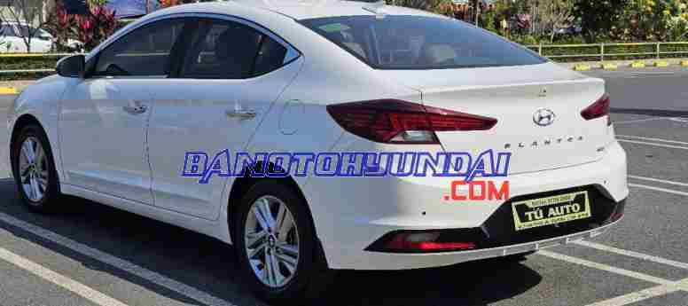 Cần bán gấp Hyundai Elantra 1.6 AT 2021 - Xe đẹp - Giá tốt