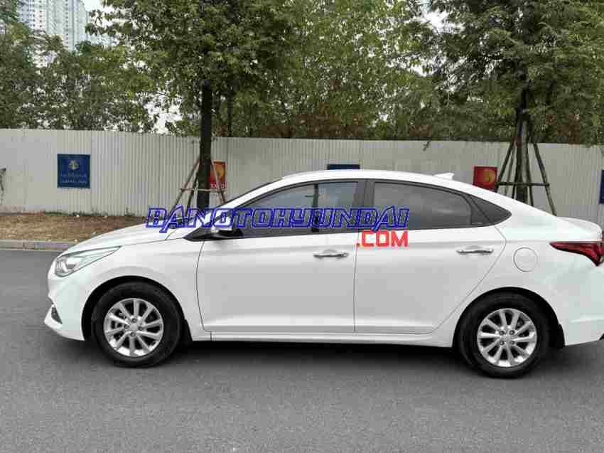 Cần bán gấp Hyundai Accent 1.4 MT năm 2019 giá cực tốt