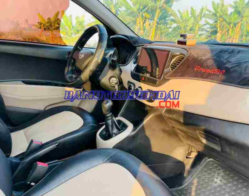 Hyundai i10 Grand 1.0 MT Base 2015 Máy xăng đẹp long lanh