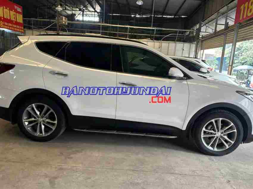 Cần bán gấp Hyundai SantaFe 2.2L 4WD 2017 - Xe đẹp - Giá tốt