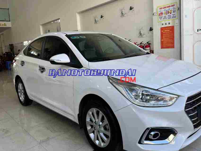 Cần bán Hyundai Accent 1.4 AT Máy xăng 2019 màu Trắng