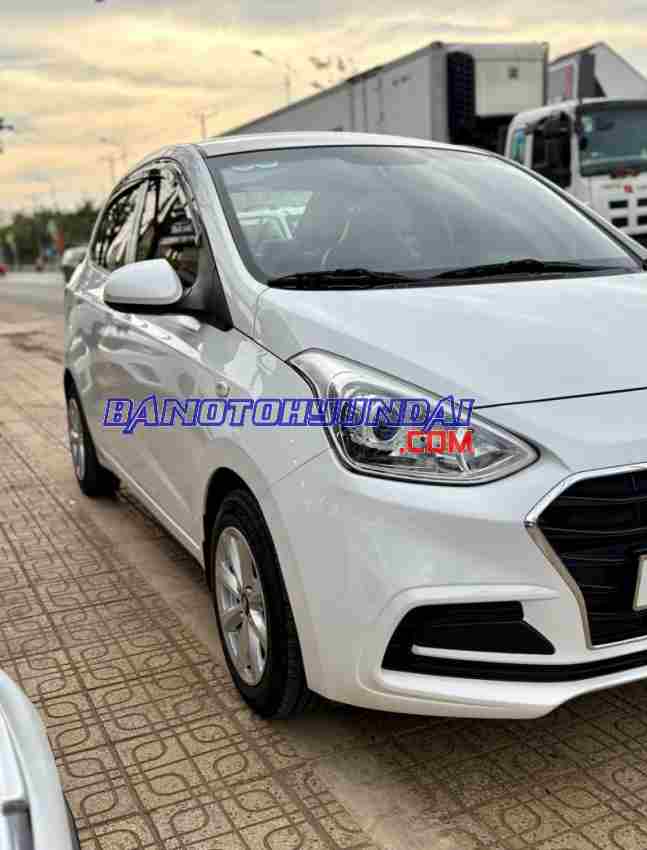 Bán Hyundai i10 Grand 1.2 MT Base, màu Trắng, Máy xăng, 2020