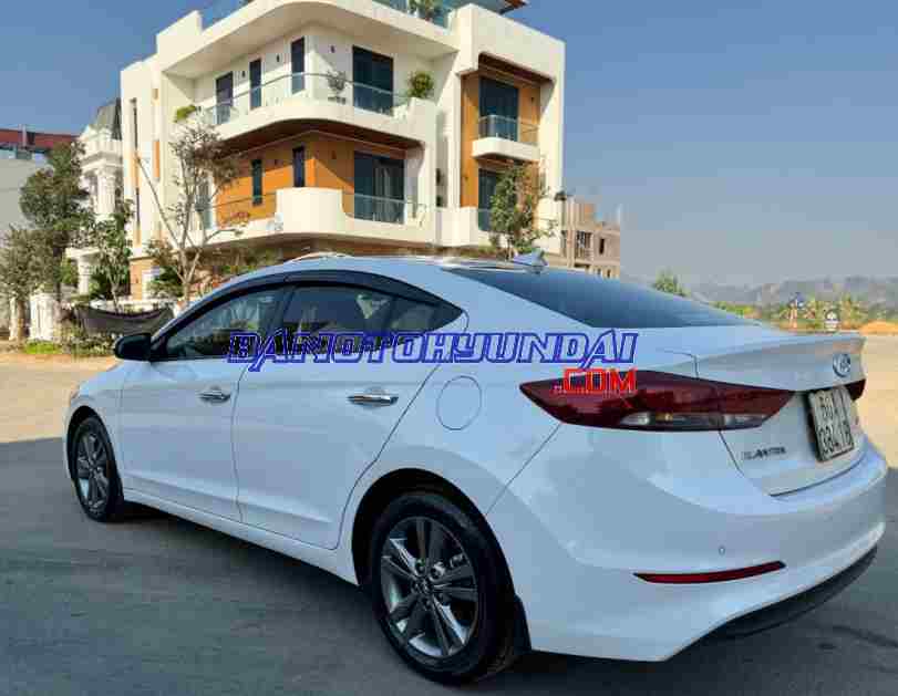 Cần bán xe Hyundai Elantra 1.6 AT 2017 Số tự động