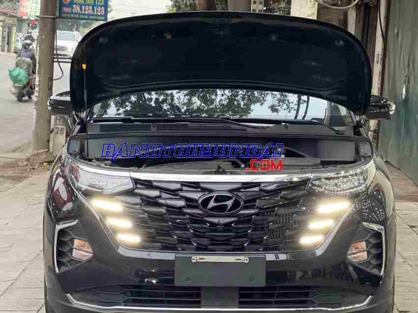 Hyundai Custin Cao Cấp 2.0T 2024 Máy xăng, xe đẹp