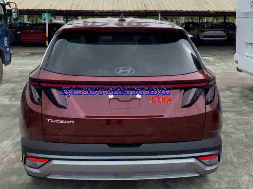 Bán xe Hyundai Tucson 2.0 AT Tiêu chuẩn năm 2025