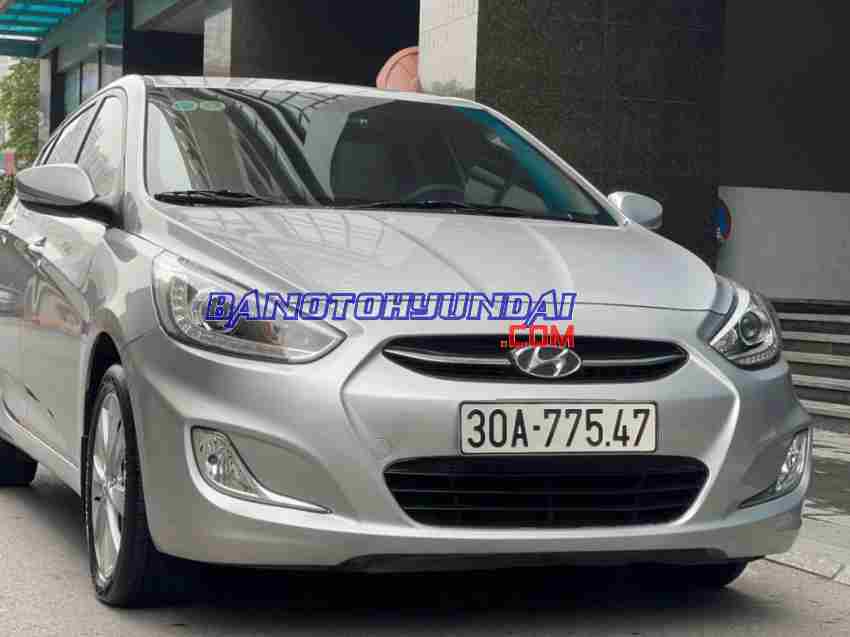 Cần bán xe Hyundai Accent 1.4 AT 2015 Số tự động màu Bạc