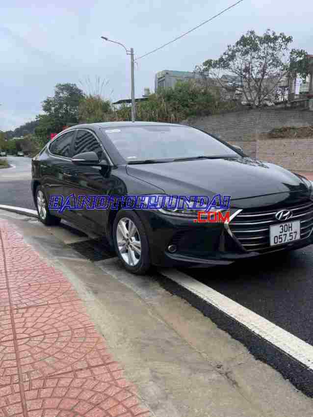 Bán xe Hyundai Elantra 1.6 MT sx 2017 - giá rẻ