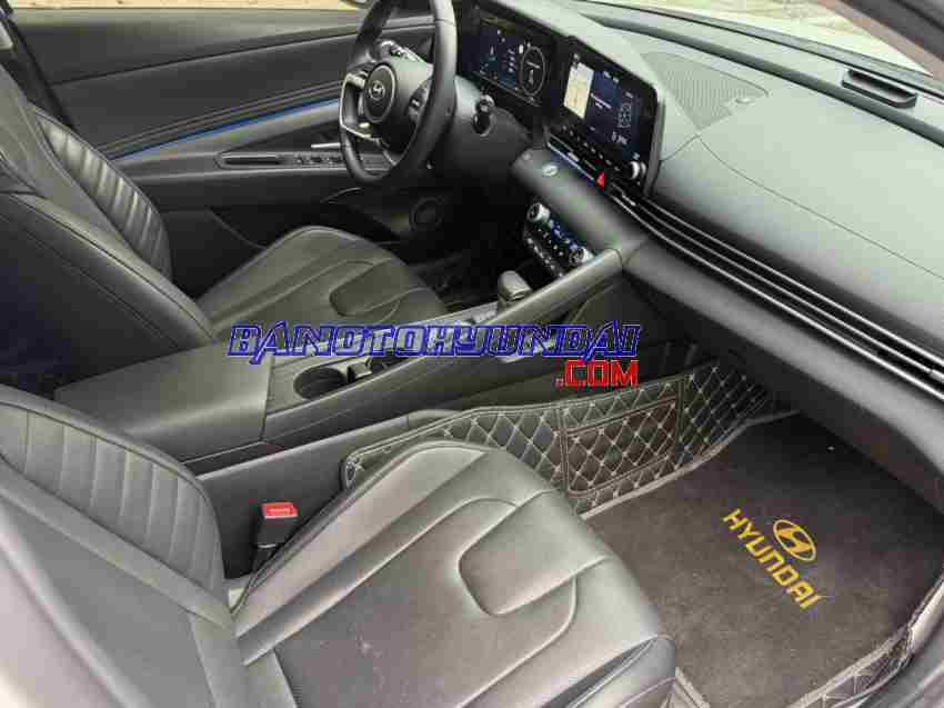 Hyundai Elantra 2.0 AT Cao cấp 2023 Máy xăng, xe đẹp