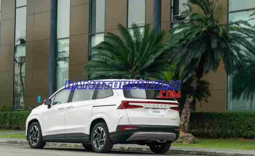 Hyundai Custin Cao Cấp 2.0T năm 2025