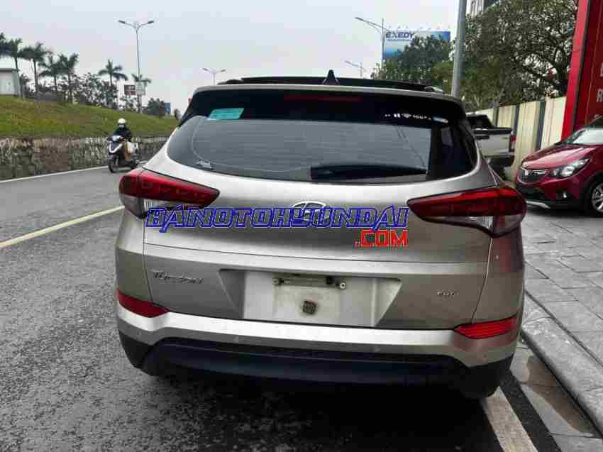 Cần bán gấp xe Hyundai Tucson 2.0 AT CRDi 2019 màu Bạc