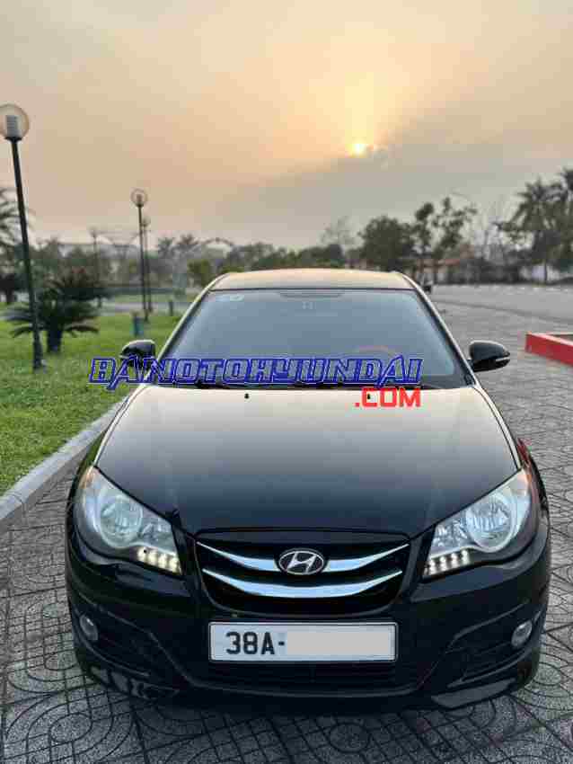 Cần bán gấp Hyundai Avante 1.6 MT 2013 - Xe đẹp - Giá tốt