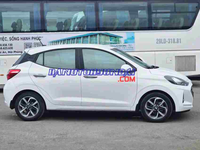 Cần bán gấp xe Hyundai i10 1.2 AT 2023 màu Trắng