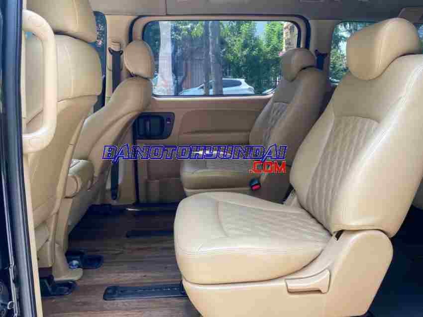 Cần bán xe Hyundai Grand Starex 2.5 AT năm 2008 màu Đen cực đẹp