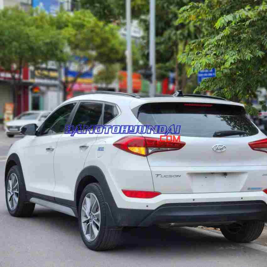 Cần bán xe Hyundai Tucson 2.0 AT CRDi đời 2017