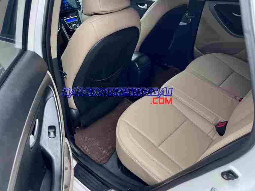 Cần bán nhanh Hyundai i30 1.6 AT 2013 cực đẹp