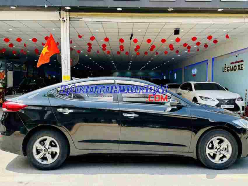 Cần bán Hyundai Elantra 1.6 MT 2017, xe đẹp giá rẻ bất ngờ
