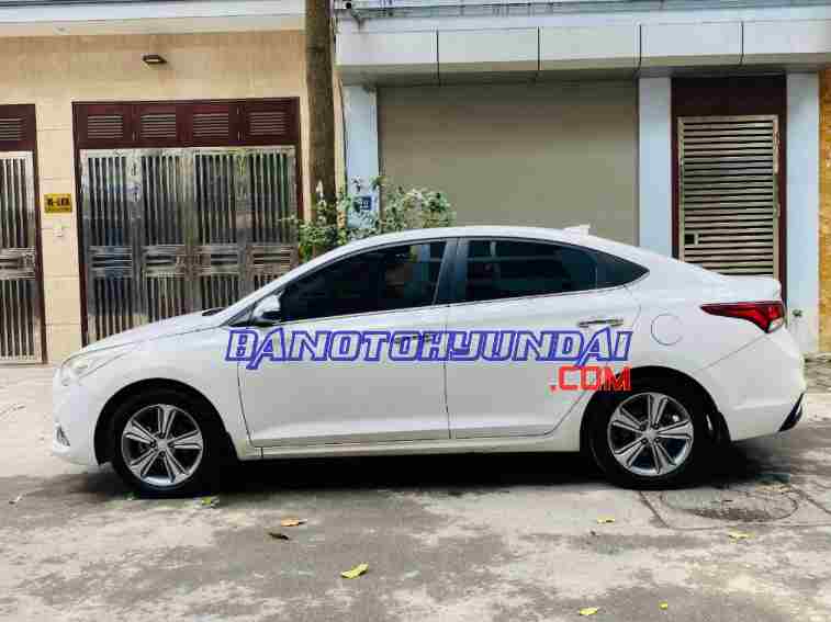 Cần bán gấp Hyundai Accent 1.4 ATH năm 2019 giá cực tốt